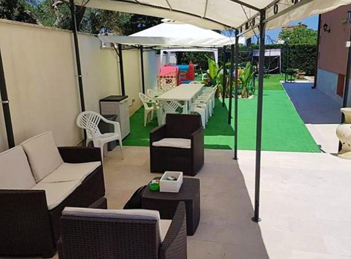 Apartment With One Bedroom In Trani With Wonderful Sea View Private Pool Enclosed Garden 1 Km From The Beach Zewnętrze zdjęcie